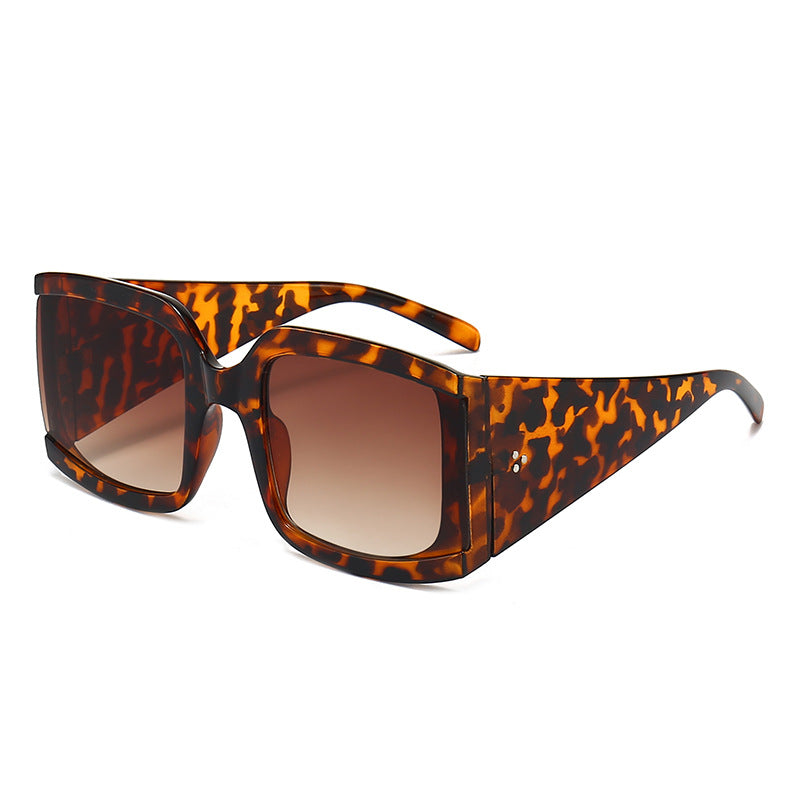 Venta al por mayor Gafas de sol para mujer con montura grande para PC
